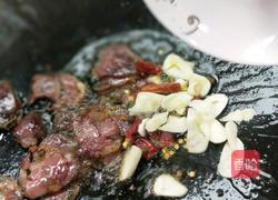 香肠炒棒菜 的做法图解7