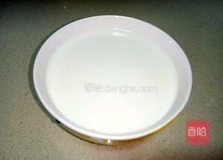 雪燕桃胶炖牛奶的做法图解8
