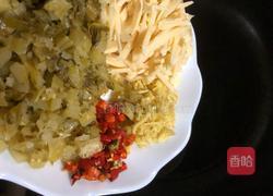 竹笋炒酸芥菜的做法图解4