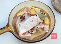 洋葱辣椒炒肉皮的做法图解1