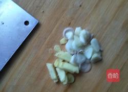 家常芹菜炒肉片的做法图解3