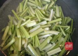 家常芹菜炒肉片的做法图解4