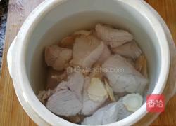 花旗参瘦肉汤的做法图解4