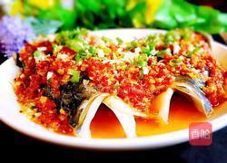 剁椒鱼头的做法图解11