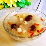 莲子银耳羹的做法[图]