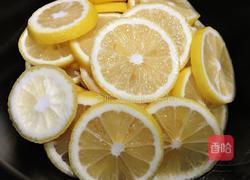 冰糖柠檬膏的做法图解2