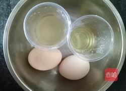 六寸完美不甜腻戚风蛋糕的做法图解2