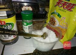 酸汤金针肥牛锅的做法图解7