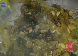 酸汤金针肥牛锅的做法图解8