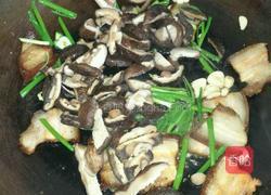 香菇西兰花的做法图解3