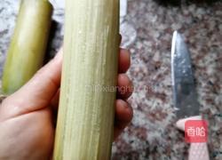 马蹄甘庶冰糖水的做法图解2