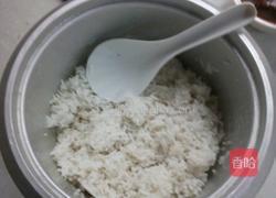 腊肠蛋炒饭的做法图解3