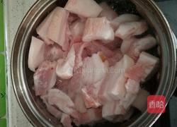 土豆炖红烧肉的做法图解2