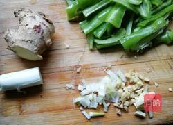 海葵炒青椒的做法图解2