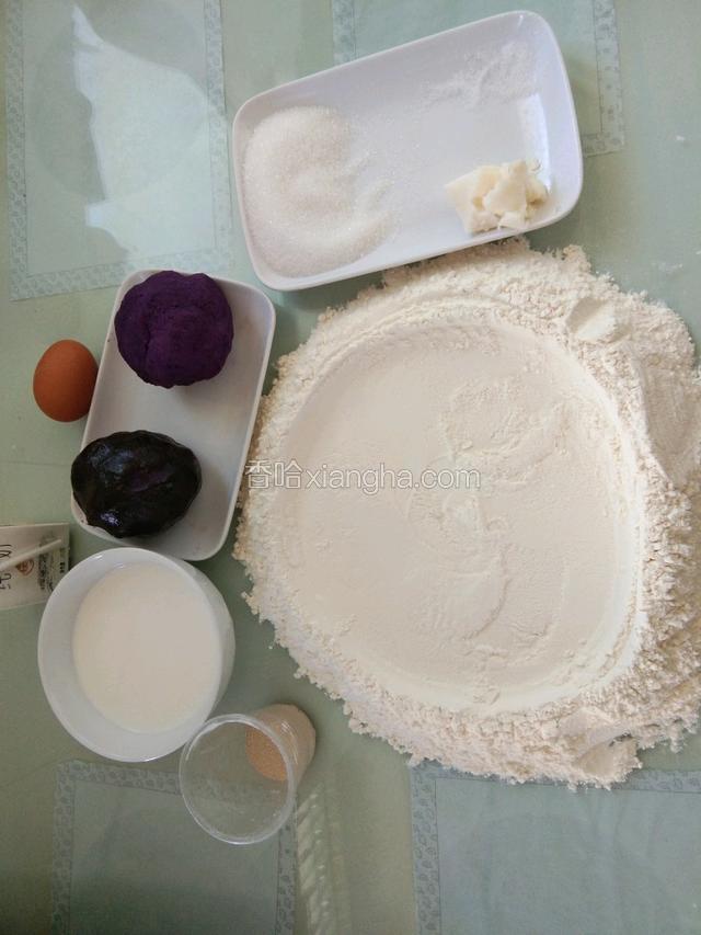 准备好所有食材，称重