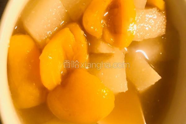 川贝枇杷雪梨羹