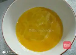 Illustration of how to make cream-free egg tarts 2