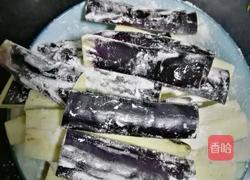 豆角闷茄子的做法图解1