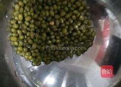 绿豆莲藕排骨汤的做法图解4