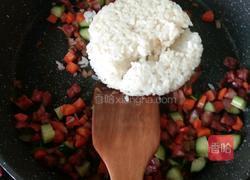 腊肠炒饭的做法图解5