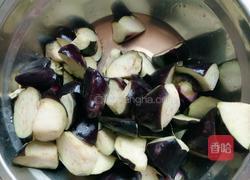 耗油茄子的做法图解1