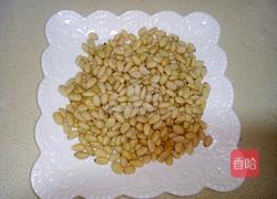 杂蔬松仁玉米丁的做法图解6
