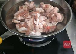 川味香辣红烧肉的做法图解1