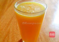 鲜橙胡萝卜汁的做法图解3