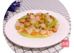 西芹虾仁炒腰果的做法图解13