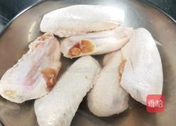 香辣烤鸡翅的做法图解1