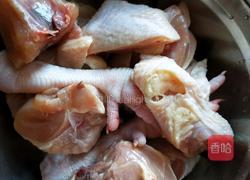 鸡肉炖粉条的做法图解1