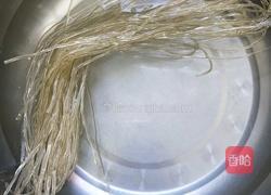 鸡肉炖粉条的做法图解3