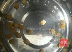 瑶柱白萝卜排骨汤的做法图解1