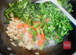 蒜薹炒鸡肉的做法图解10