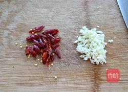 黄瓜拌腐竹花生米的做法图解5