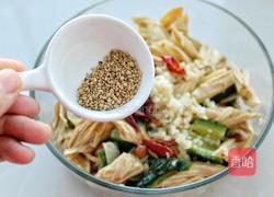 黄瓜拌腐竹花生米的做法图解10