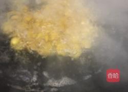 板栗炖鸡的做法图解1