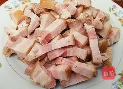 胡萝卜土豆闷肉的做法图解1