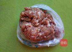 油菜粉丝丸子汤的做法图解1