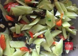 莴笋炒肉的做法图解9