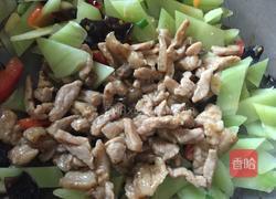 莴笋炒肉的做法图解10