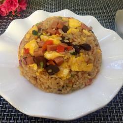 什锦蛋炒饭的做法[图]