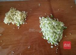 西葫芦鸡蛋包子的做法图解3