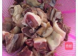 腊鸭焖藕的做法图解3