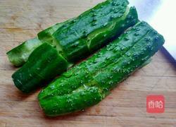 老醋花生米拌黄瓜的做法图解3
