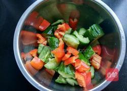 老醋花生米拌黄瓜的做法图解5