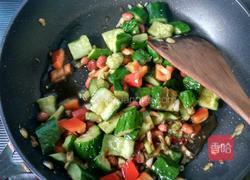 老醋花生米拌黄瓜的做法图解12