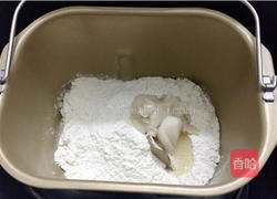 蛋黄酥的做法图解1