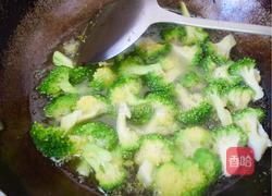 蒜炒西兰花的做法图解3