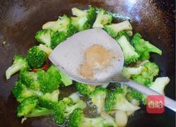 蒜炒西兰花的做法图解8